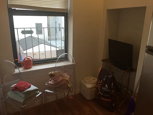 Rented by Trion Real Estate Management | media 35