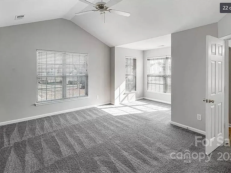 4613 Maple Crest Pl — Photo 24