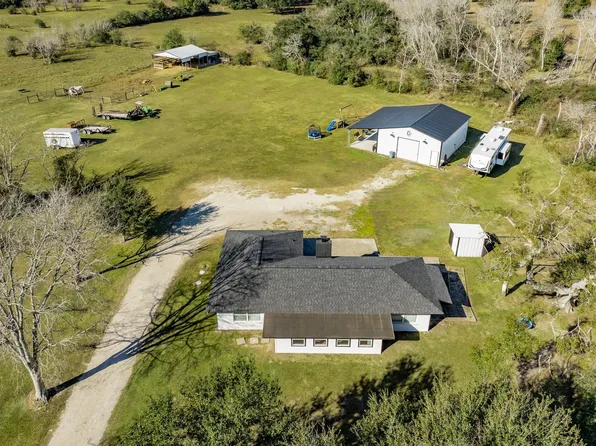 5359 County Road 397, Alvin, TX 77511