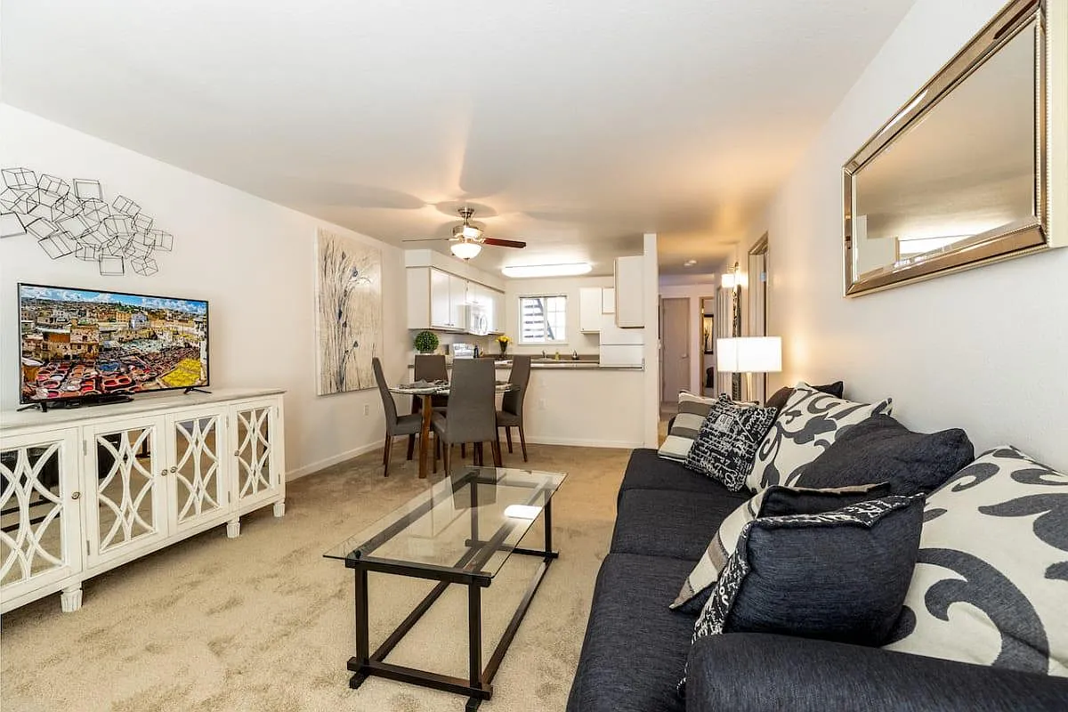 Creekside at Tanasbourne Apartments — Photo 3