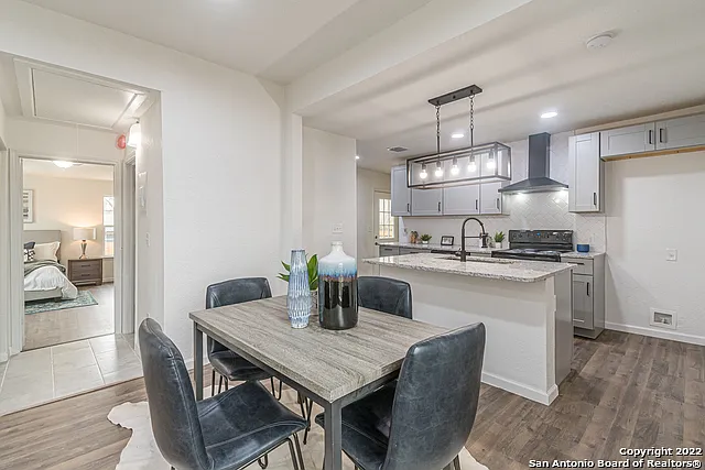 324 Bargas St — Photo 11