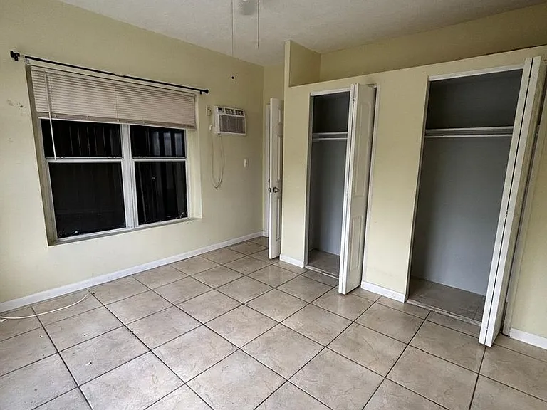 1639 NW 3rd St — Photo 27