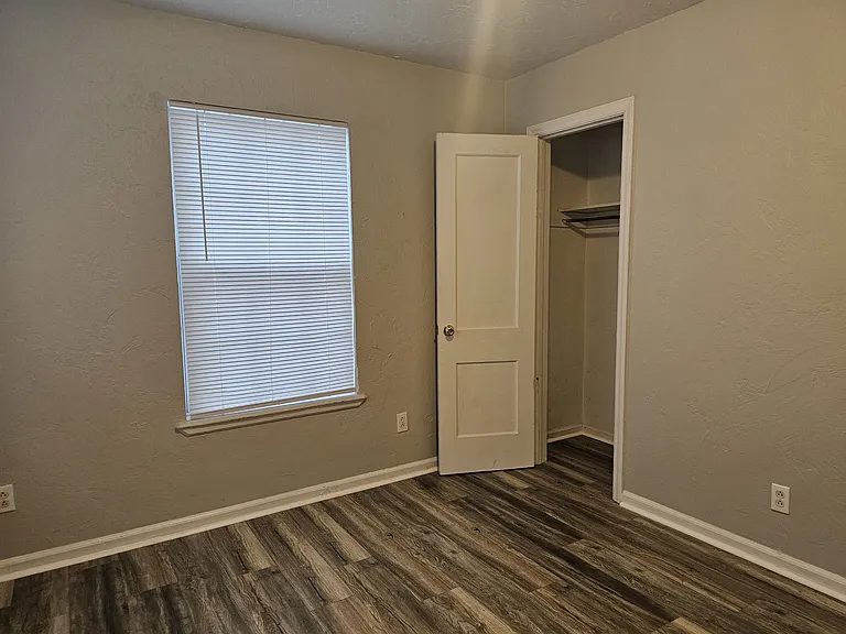 1112 Jet Dr — Photo 13