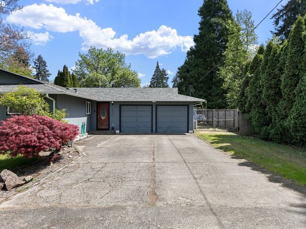 2875 Quiet Ln, Eugene, OR 97404