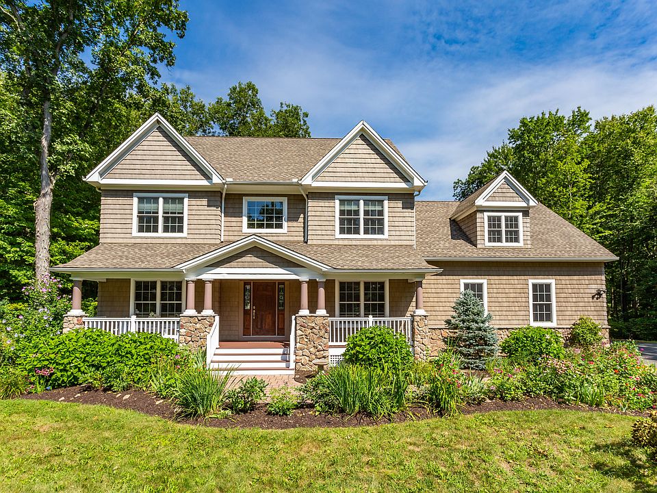 338 Guilds Hollow Road