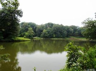 D Rd, Columbia, IL 62236