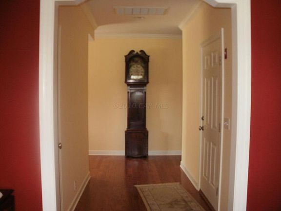 2nd image of 120 Hunters Way