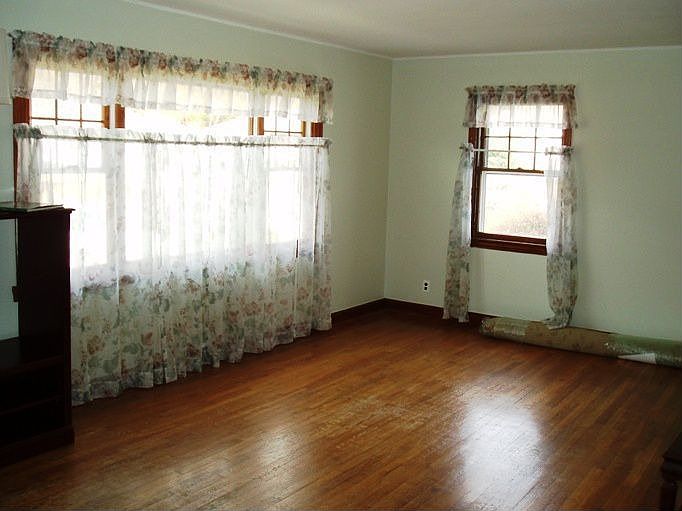 Living Room Hardwood Floor