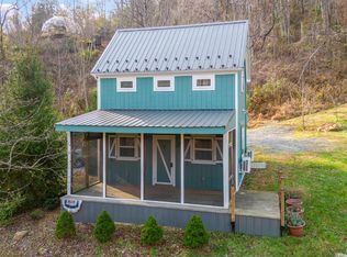 100 Forks Of Buffalo Dr, Amherst, VA 24521