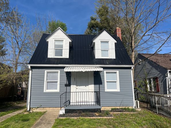807 11th St W