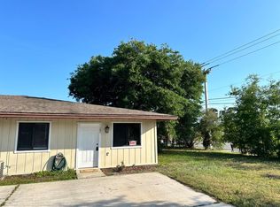 102 E Connecticut Ave, Edgewater, FL 32132