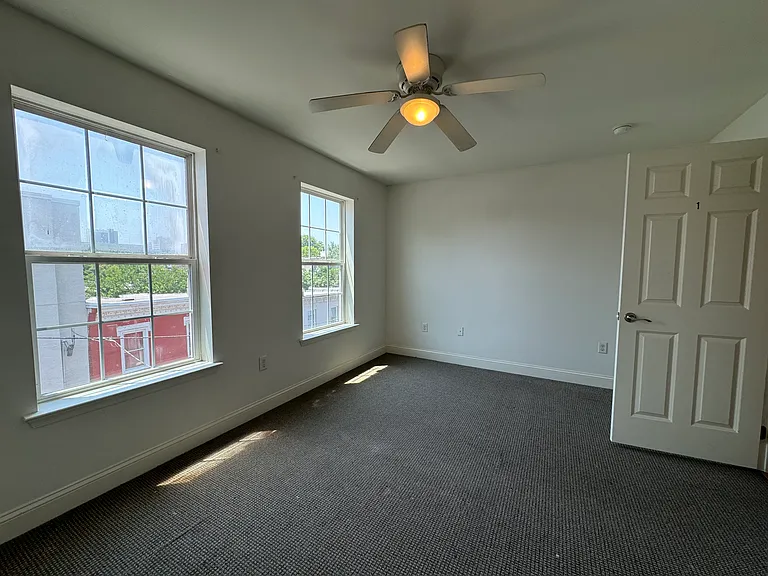 1131 W Nevada St #2 — Photo 9