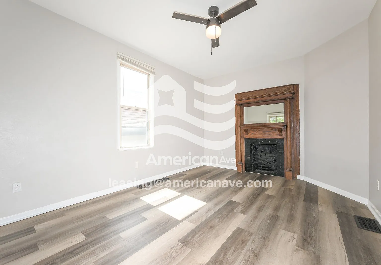 2 bed, 1.5 bath, 1060 sqft, $947 — Photo 2