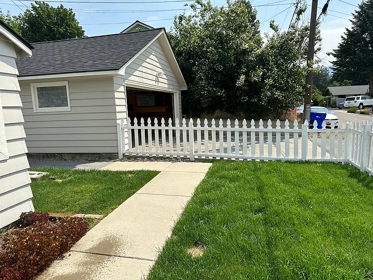 23613 E 3rd Ave — Photo 11