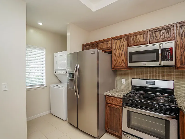 2910 Grants Lake Blvd #1505 — Photo 15