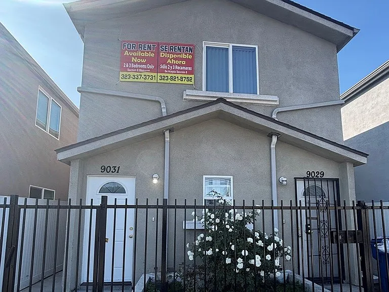 9031 S Avalon Blvd — Photo 1