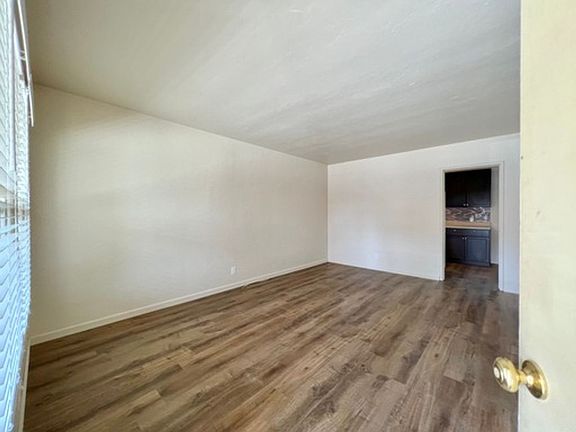 2nd image of 2680-2682 Adrian St