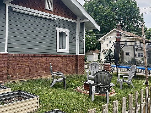 3rd image of 4601 Guilford Ave