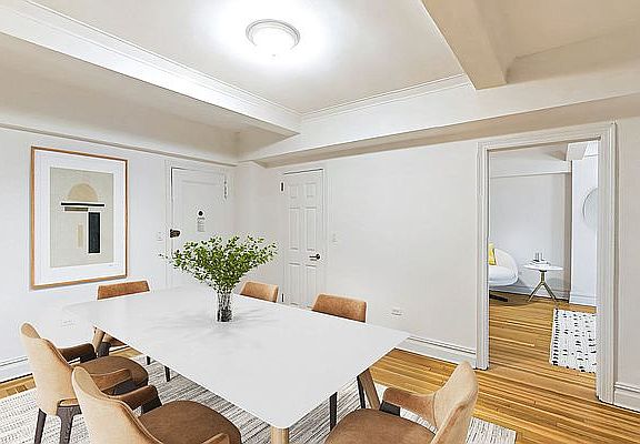 4th image of 405 E 54th St APT 3L