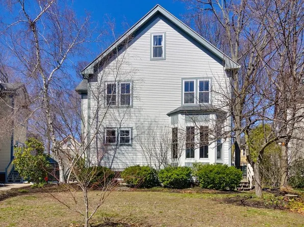 44 Lewis Ave, Arlington, MA 02474