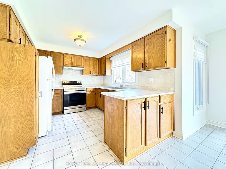 70 Amaretto Ct — Photo 5
