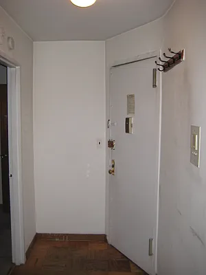 Rented by Magnone Real Estate | media 14