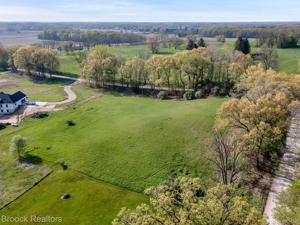 5034 Madden Rd, Dexter, MI 48130