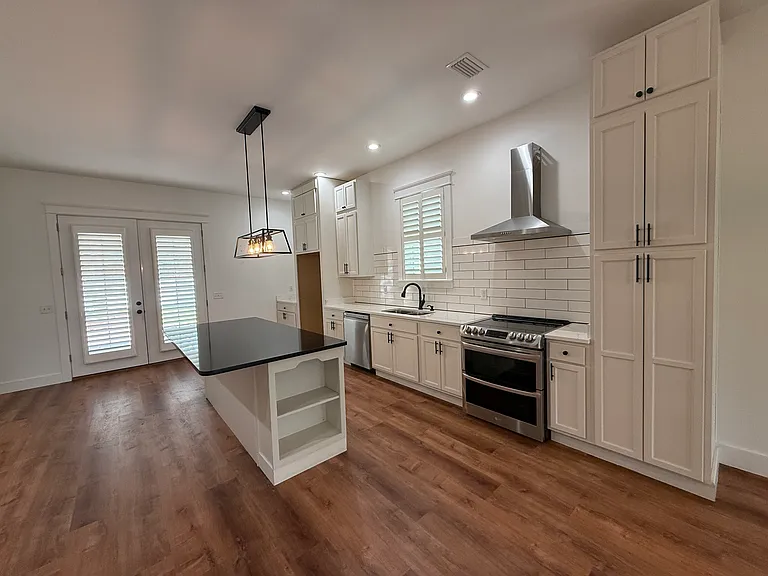 10391 Emmanuel St — Photo 4