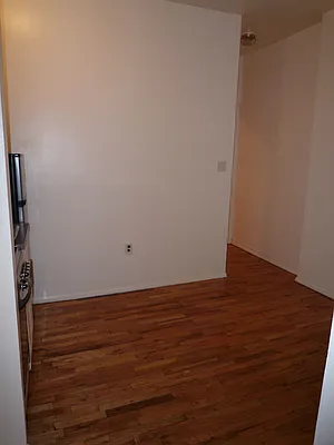 Rented by JR Properties, LTD | media 6