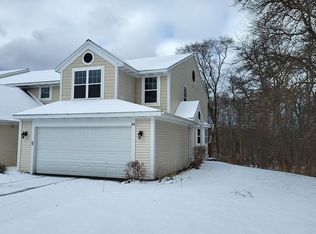 88 Sun Ridge Dr, Holland, MI 49424