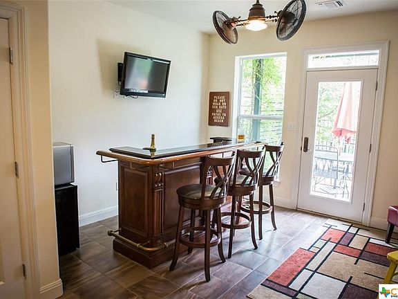 5th image of 1217 Haven Ln #102