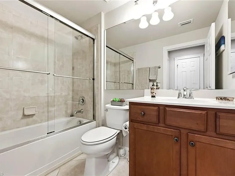 8664 Genova Ct — Photo 19
