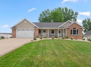 391 S Eagle Glen Trl, Columbia City, IN 46725