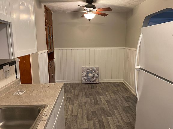 3rd image of 2931 Westridge Ave #1