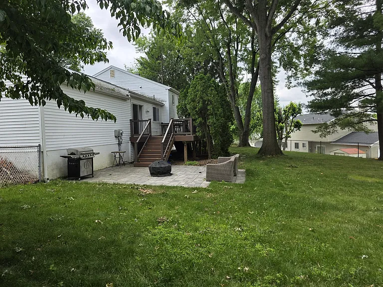 7 Countryside Ct — Photo 47