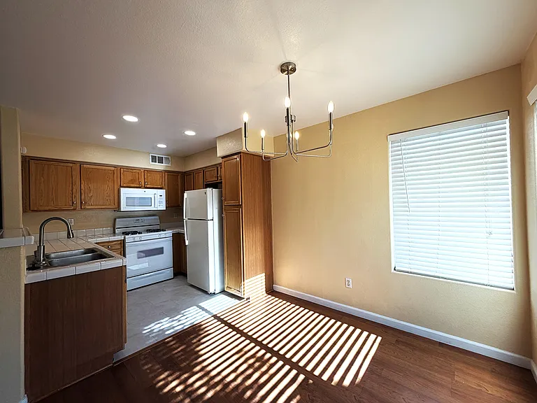 4955 S Lindell Rd #1-203 — Photo 4