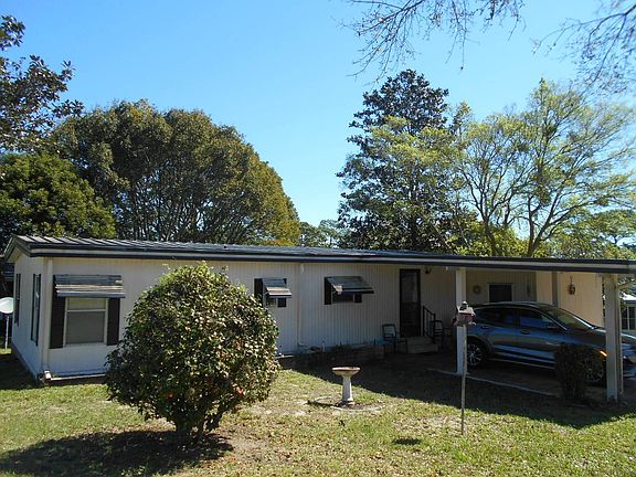 2nd image of 6712D Lakewood Dr