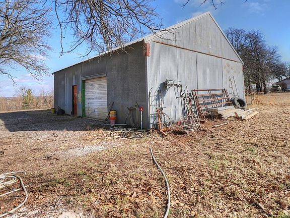 4th image of 16888 E Thomas Dr