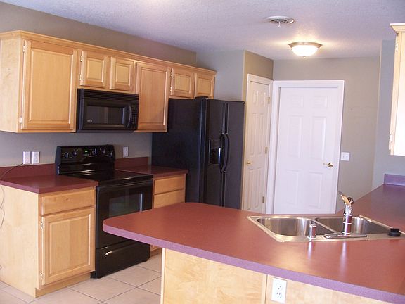 5th image of 604 Gail Dr