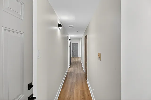2 bed, $2,100 — Photo 4