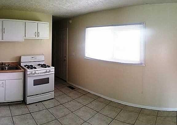 5th image of 9620 E 39th St