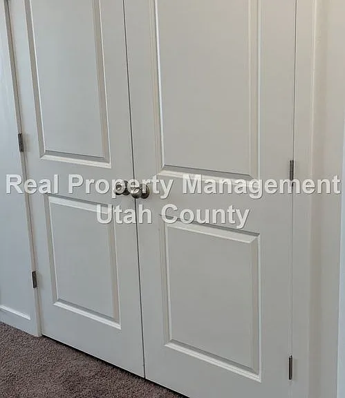 487 S Fox Chase Ln — Photo 24