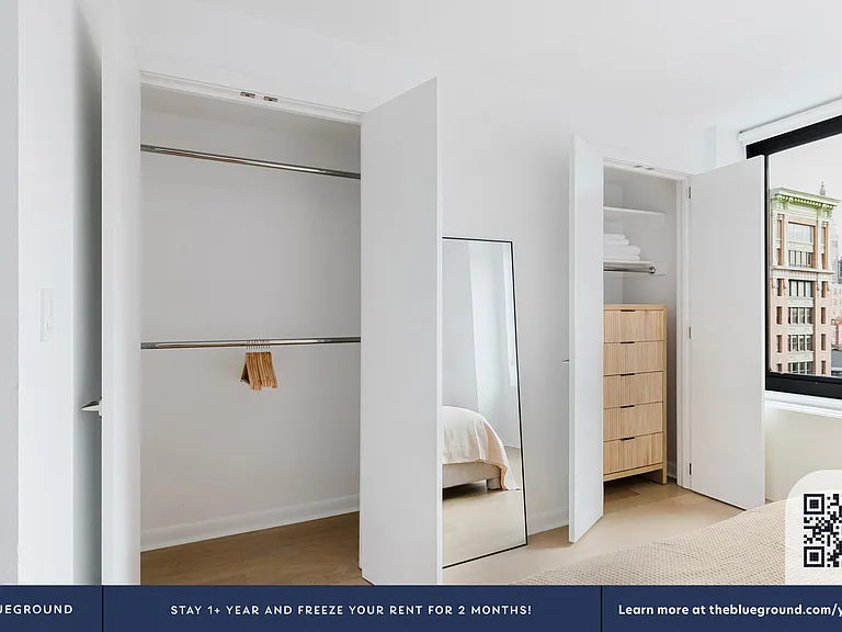 180 W 20th St #14H — Photo 17