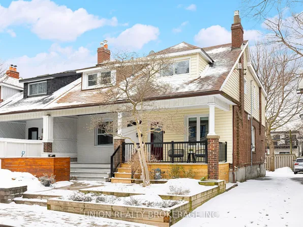 246 Lee Ave, Toronto, ON M4E 2P5