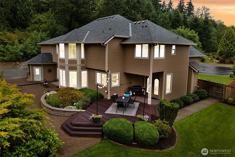 2nd image of 15827 33rd Avenue Ct E