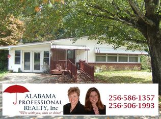 606 5th St NE, Arab, AL 35016