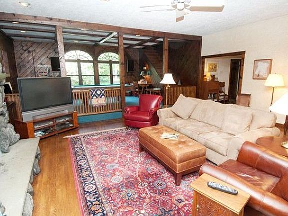 5th image of 50 Woodlawn Ave