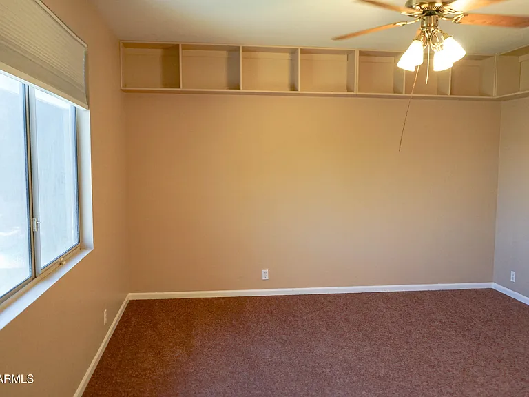 541 N Danielson Way — Photo 48