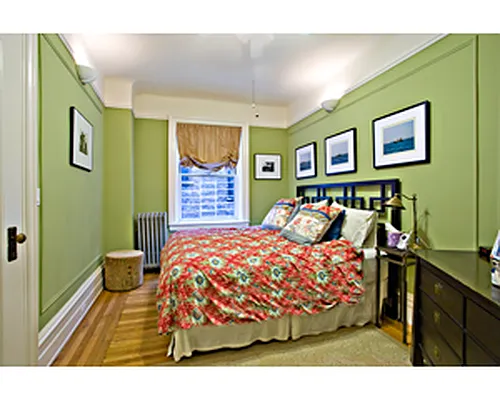 Sold by Corcoran | media 19