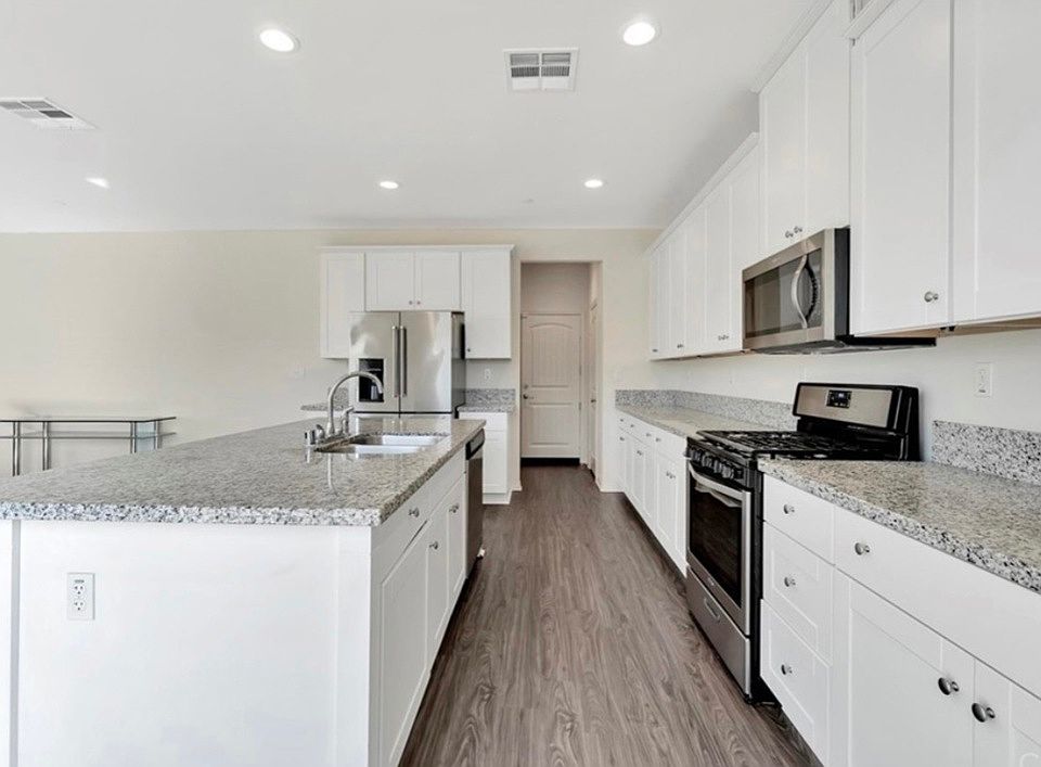 1st image of 24521 Comanche Creek Dr